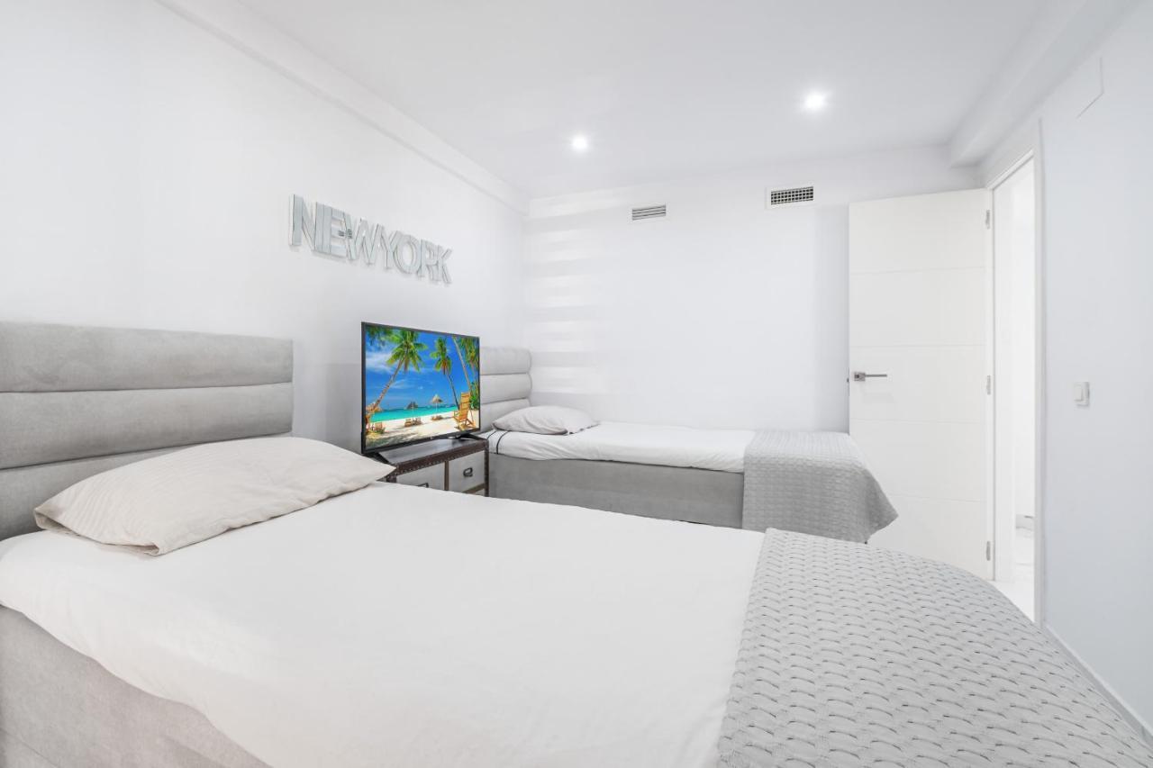 Copacabana Deluxe 1-A Levante Beach Benidorm Exteriör bild